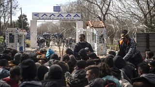 BM: Yunanistan'ın sığınma başvurularını askıya alma kararı hukuksuz