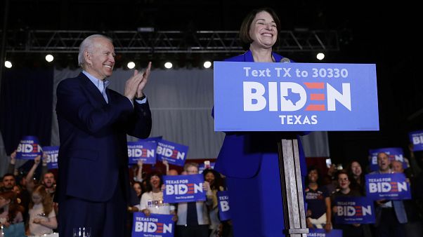 Super Tuesday: fuori anche Amy Klobuchar, che dà il suo appoggio a Biden Super Tuesday: fuori anche Amy Klobuchar, che dà il suo appoggio a Biden