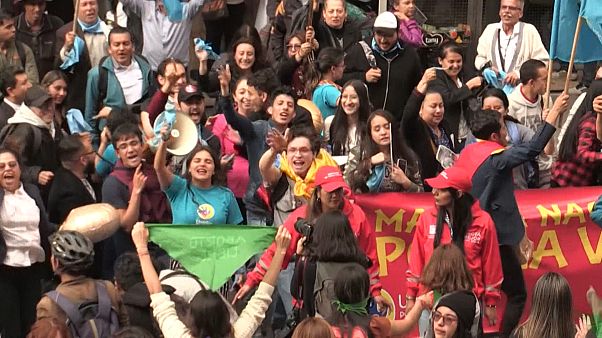 Colômbia rejeita legalização do aborto Colômbia rejeita legalização do aborto