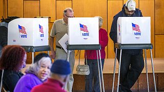 Eleitores votam num dos Estados a votos na "Super Terça-feira" das Primárias norte-americanas
