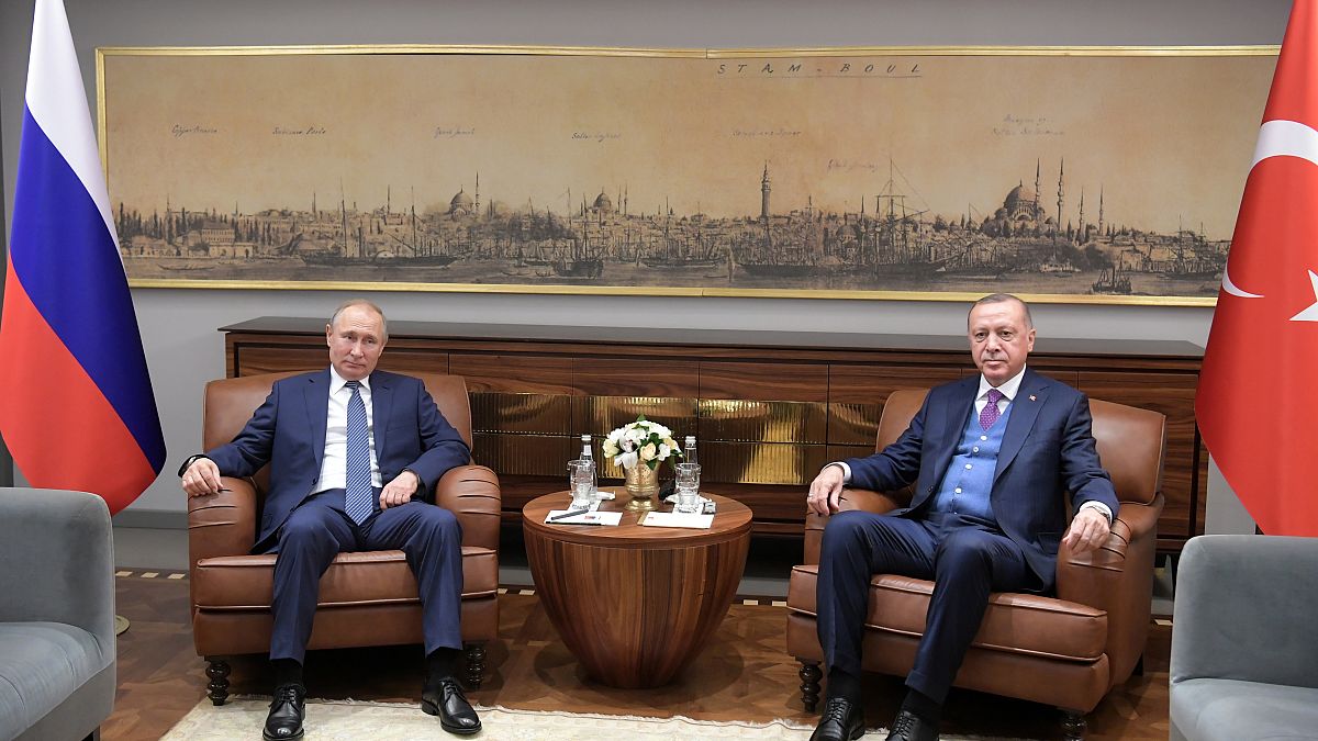 Erdogan y Putin negociarán sobre el alto al fuego este jueves en Moscú