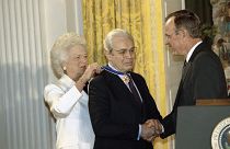 George H. Bush, Barbara Bush, Javier Perez de Cuellar