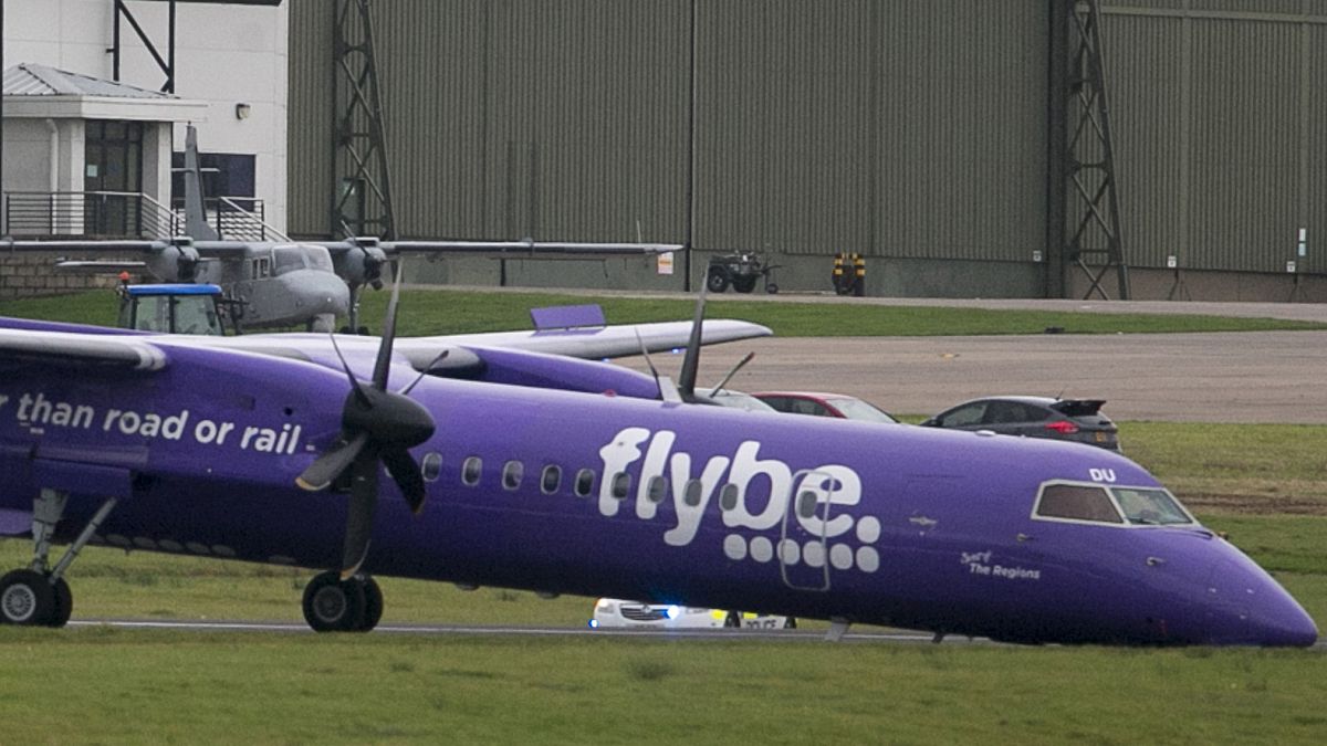 Bruchlandung einer Flybe-Maschine in Belfast 2017. 