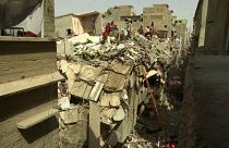 Pakistan'ın Karaçi kentinde 5 katlı bir bina çöktü