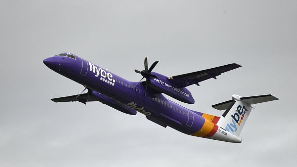 İngiliz hava yolu şirketi Flybe'ye ait yolcu uçağı İngiliz hava yolu şirketi Flybe'ye ait yolcu uçağı