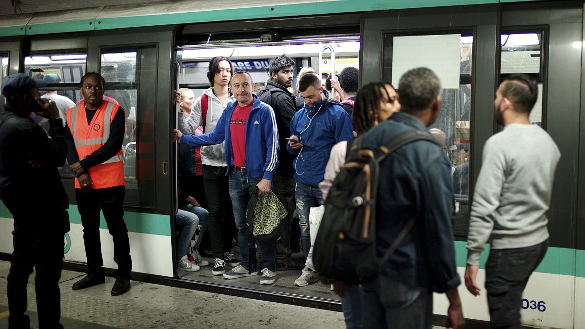 Une station de métro à Paris, le vendredi 13 septembre 2019