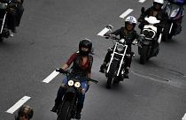 شاهد: نساء يتحدين التحرش بناد خاص للدراجات النارية في فنزويلا