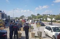 Tunus'un başkenti Tunus'ta ABD Büyükelçiliği yakınında intihar saldırısı