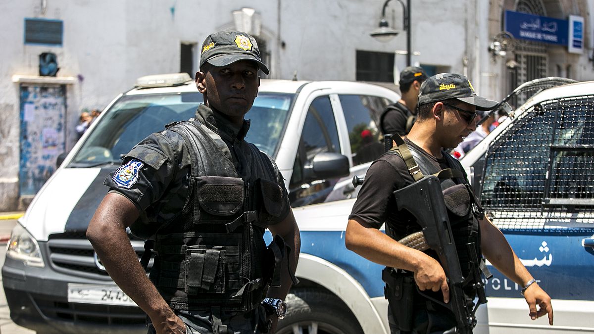 Αστυνομικοί στην Τύνιδα (ΑΡΧΕΙΟΥ)