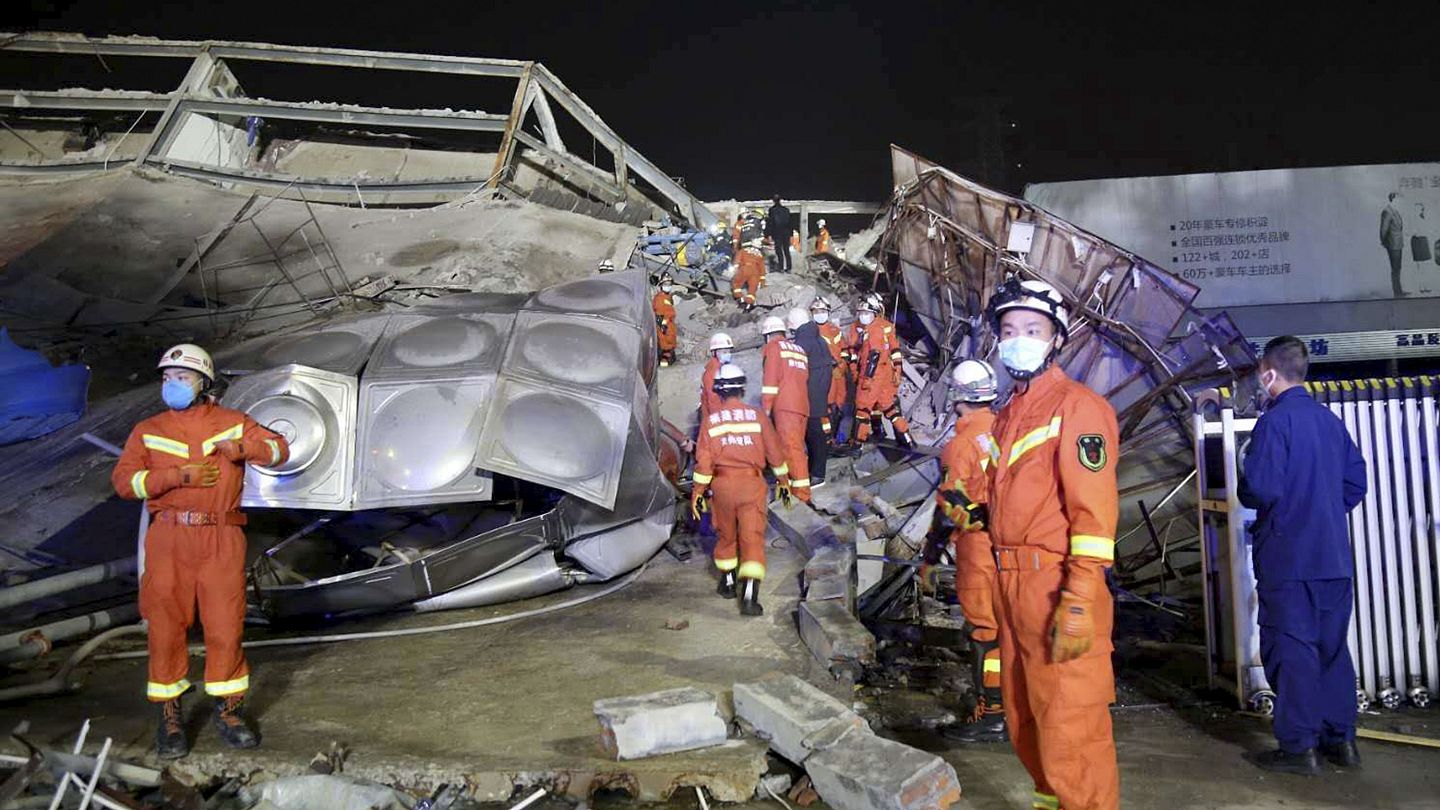 China Quanzhou Hotel Collapse Kills 10 More Than Missing Euronews