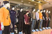 Маски на манекенах в Газе