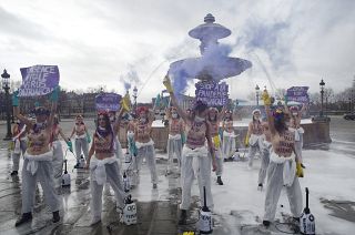 Dia Internacional da Mulher entre sorrisos e lágrimas