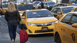 "أوبر" وخدمات توصيل أمريكية تعتزم دفع تعويضات للسائقين بسبب فيروس كورونا