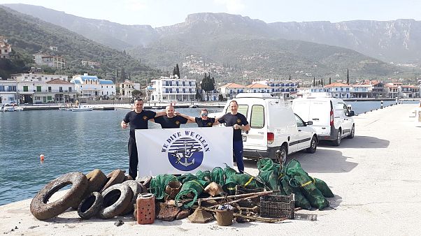 Τυρός: Καθαρισμός βυθού στο παλιό λιμάνι Τυρός: Καθαρισμός βυθού στο παλιό λιμάνι