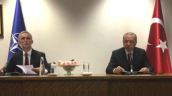 دبیرکل ناتو در جریان دیدار با اردوغان: پشتیبانی از ترکیه ادامه خواهد یافت دبیرکل ناتو در جریان دیدار با اردوغان: پشتیبانی از ترکیه ادامه خواهد یافت