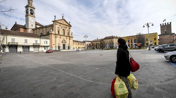 Ganzes Land zur Sperrzone erklärt: Hamsterkäufe in Italien Ganzes Land zur Sperrzone erklärt: Hamsterkäufe in Italien