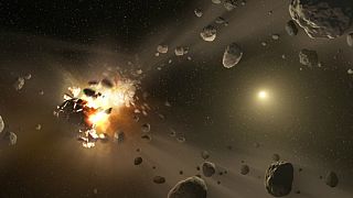 آیا سیارک ماه مارس زمین را نابود می‌کند یا می‌توان منحرف و منفجرش کرد؟
