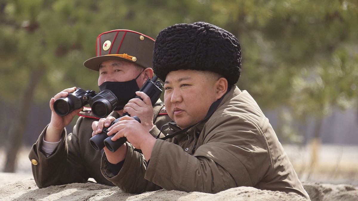 زعيم كوريا الشمالية كيم جونغ أن