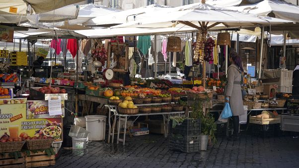 COVID-19: «Κόκκινη ζώνη» όλη η Ιταλία COVID-19: «Κόκκινη ζώνη» όλη η Ιταλία