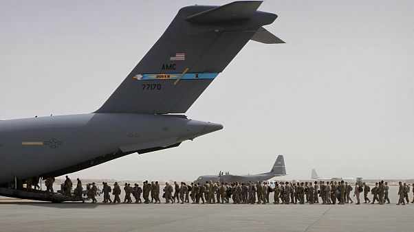 Afganistan'da konuşlu Amerikan askerleri, ülkeden ayrılırken. Bagram Hava Üssü / Afganistan Afganistan'da konuşlu Amerikan askerleri, ülkeden ayrılırken. Bagram Hava Üssü / Afganistan