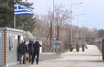 Военный оркестр и колючая проволока