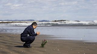 شاهد: اليابان تحيي ذكرى حادث فوكوشيما بـ"الصلاة الصامتة"