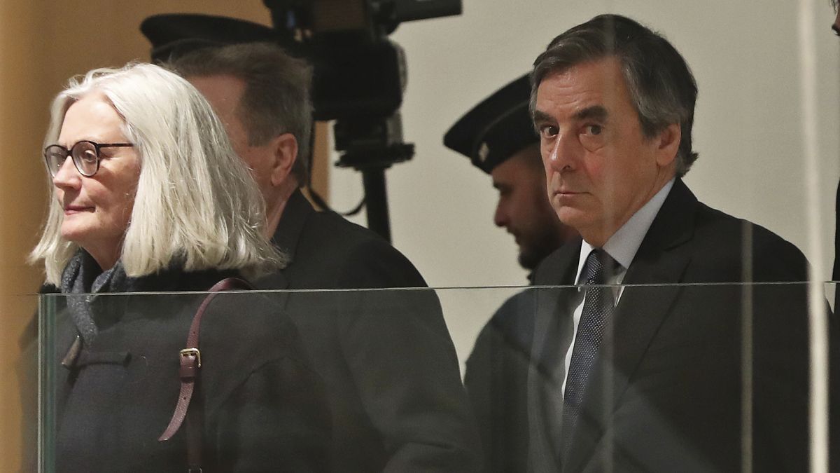 François et Penelope Fillon, le 24 février au tribunal correctionnel de Paris, France
