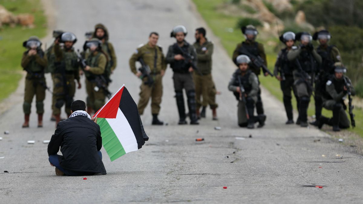 یک نوجوان فلسطینی به ضرب گلوله سربازان اسرائیلی جان باخت