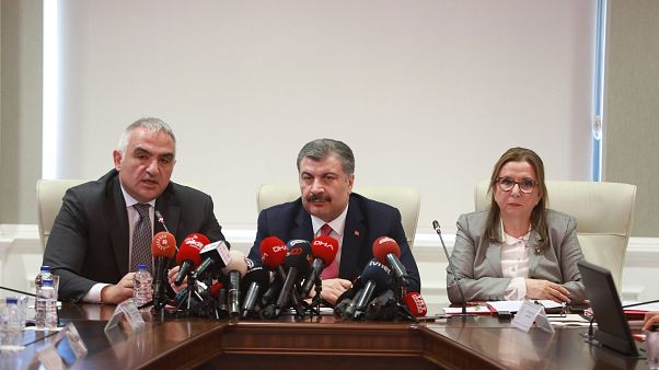 Sağlık Bakanı Fahrettin Koca, Ticaret Bakanı Ruhsar Pekcan ile Kültür ve Turizm Bakanı Mehmet Nuri Ersoy Sağlık Bakanı Fahrettin Koca, Ticaret Bakanı Ruhsar Pekcan ile Kültür ve Turizm Bakanı Mehmet Nuri Ersoy