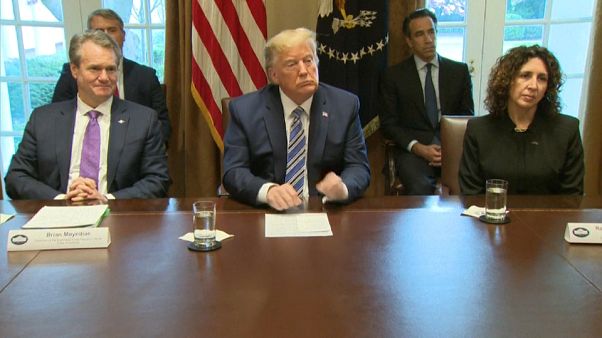 Trump prohíbe los vuelos de la UE por el coronavirus Trump prohíbe los vuelos de la UE por el coronavirus