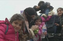Görög-török határ: a menekültek fele gyermek