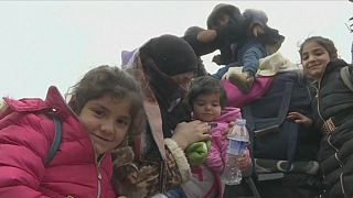 Migrants à la frontière turco-grecque : des enfants privés d'innocence