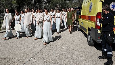 کرونا در یونان؛ برگزاری «غریبانه» مراسم تمرین افروختن مشعل بازی‌های المپیک ۲۰۲۰