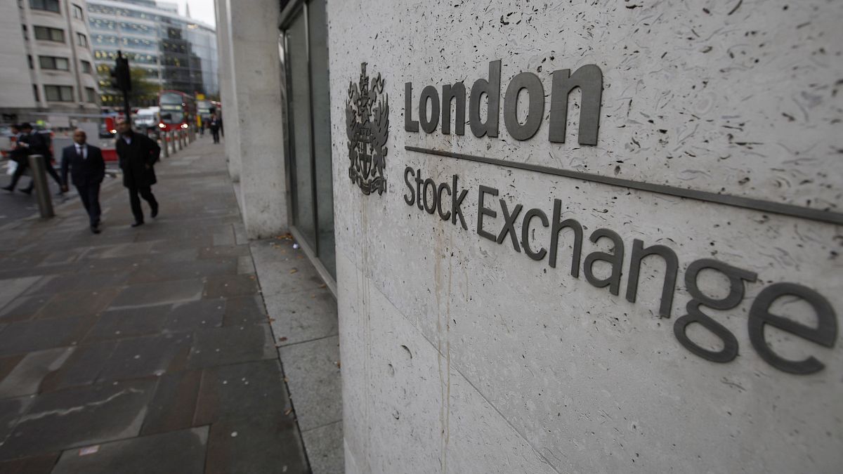 Лондонският FTSE 100 достигна исторически връх във вторник докато търговците