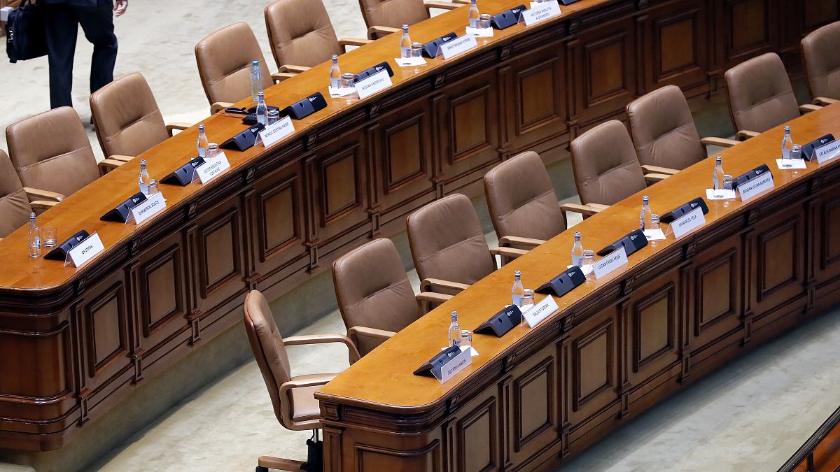 A román parlament üres padsorai