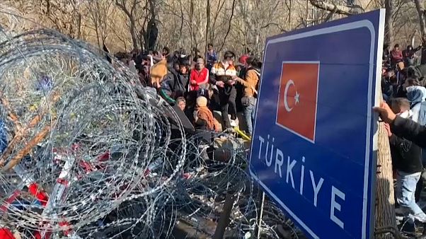 Kelepcében a menekülők a török-görög határon Kelepcében a menekülők a török-görög határon