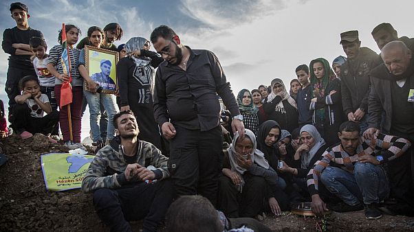 فيديو: تسع سنوات من الحرب في سوريا خلفت 384 ألف قتيل فيديو: تسع سنوات من الحرب في سوريا خلفت 384 ألف قتيل