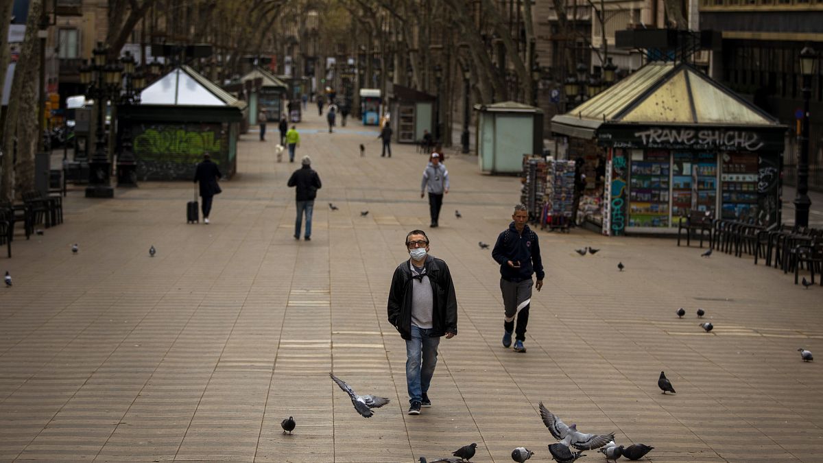 İspanya'da koronavirüs salgını sonrası sokaklar boşaldı 