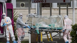 Coronavirus-Krise in Italien - Neue Notfallstationen werden eröffnet