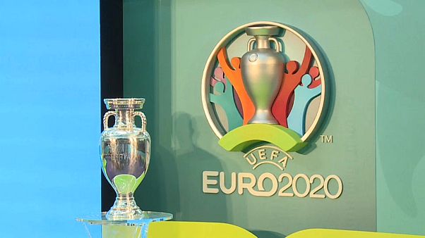 UEFA adia Euro 2020 por causa da covid-19 UEFA adia Euro 2020 por causa da covid-19
