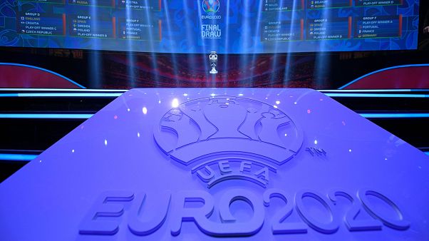 Euro 2020 Avrupa Futbol Şampiyonası, koronavirüs nedeniyle 2021'e ertelendi Euro 2020 Avrupa Futbol Şampiyonası, koronavirüs nedeniyle 2021'e ertelendi