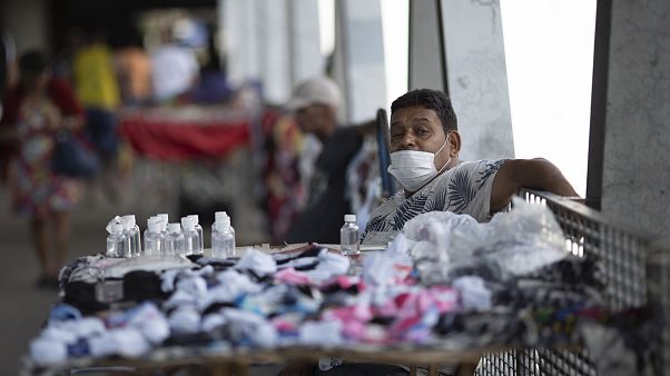 Epidemia criou entretanto um novo mercado entre os brasileiros Epidemia criou entretanto um novo mercado entre os brasileiros
