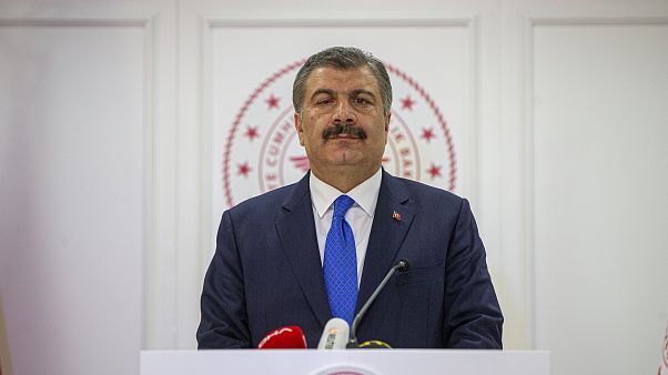 Sağlık Bakanı Fahrettin Koca, düzenlediği basın toplantısında açıklamalarda bulundu Sağlık Bakanı Fahrettin Koca, düzenlediği basın toplantısında açıklamalarda bulundu