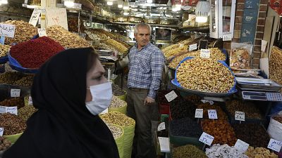 تحضيرات عيد النيروز في إيران وسط تفشي وباء كورونا في البلاد