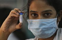 Hintli bilim insanları koronavirüsün tedavisi için kullandıkları ilacı açıkladı