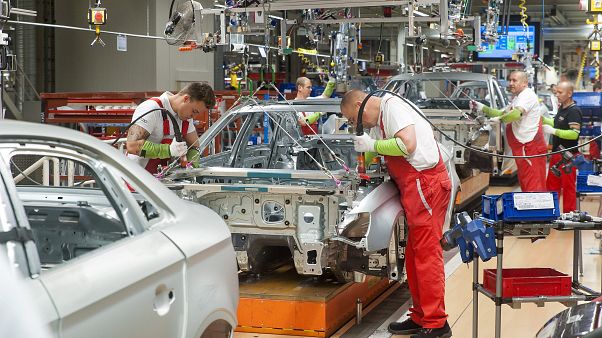 Az Audi Hungária Zrt. győri üzeme. Az Audi Hungária Zrt. győri üzeme.