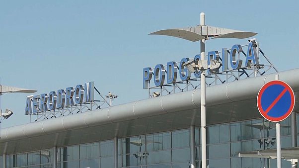 Черногория разрешила забрать российских туристов Черногория разрешила забрать российских туристов