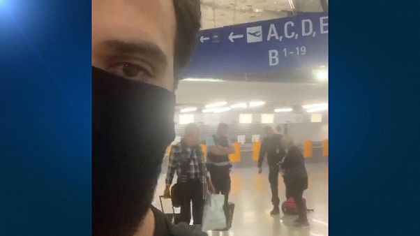 EU-Grenze dicht: Er muss am Frankfurter Flughafen direkt umkehren EU-Grenze dicht: Er muss am Frankfurter Flughafen direkt umkehren