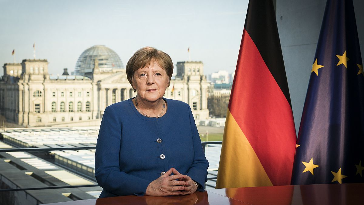 Bundeskanzlerin Merkel bei Fernsehansprache zu Covid-19