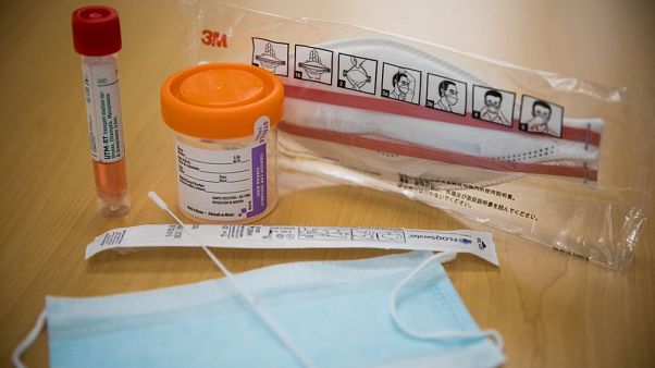 Şimdiye kadar hangi ülke kaç Covid-19 testi yaptı ve milyon kişi başına kaç test düştü? Şimdiye kadar hangi ülke kaç Covid-19 testi yaptı ve milyon kişi başına kaç test düştü?